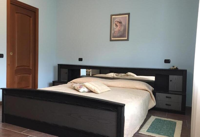 스탠다드 스튜디오, Agriturismo Finestre Di Langa