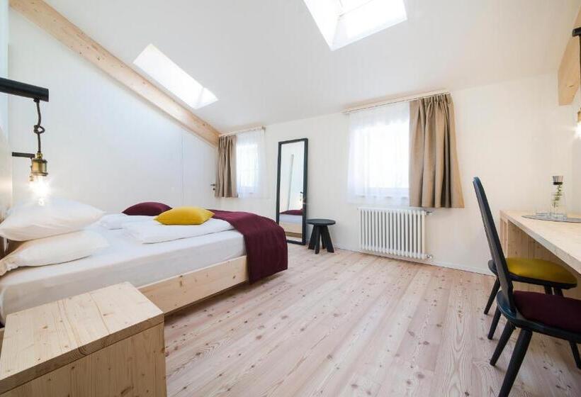 اتاق استاندارد, Zum Hirschen Boutique Hotel Val Di Non