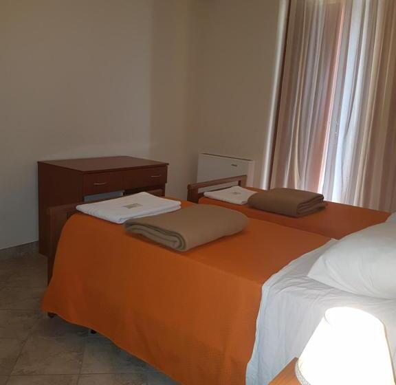 Номер Стандарт, Il Baronetto