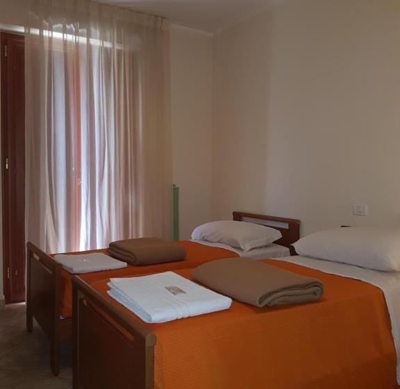 Номер Стандарт, Il Baronetto