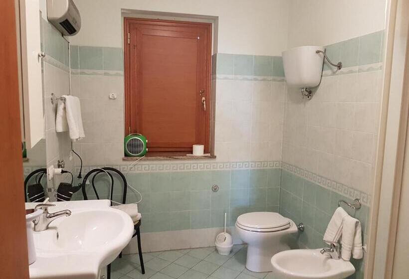 Номер Стандарт, Il Baronetto