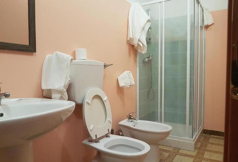 Номер Стандарт Трехместный, Il Baronetto