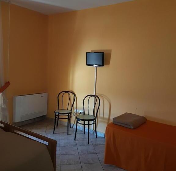 Номер Стандарт Трехместный, Il Baronetto