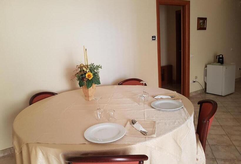 Номер Стандарт, Il Baronetto