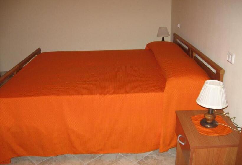 Номер Стандарт, Il Baronetto