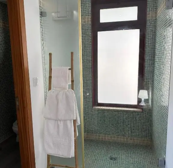 スタンダードスタジオ, Quinta Do Rio Gerês