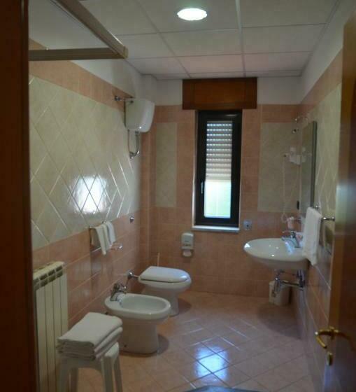 四人标准间, Toscano