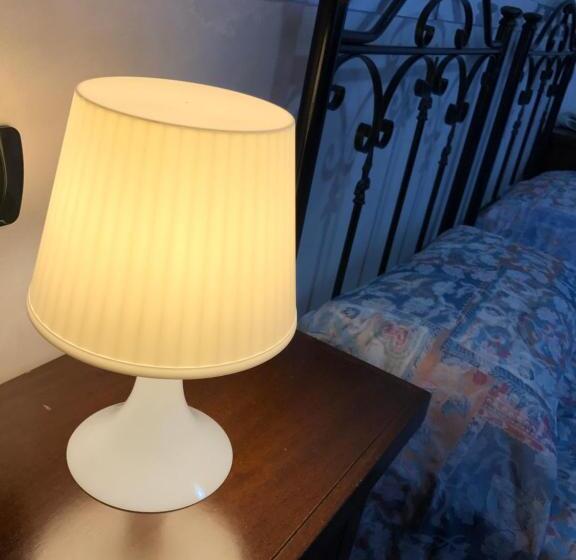 四人标准间, Toscano