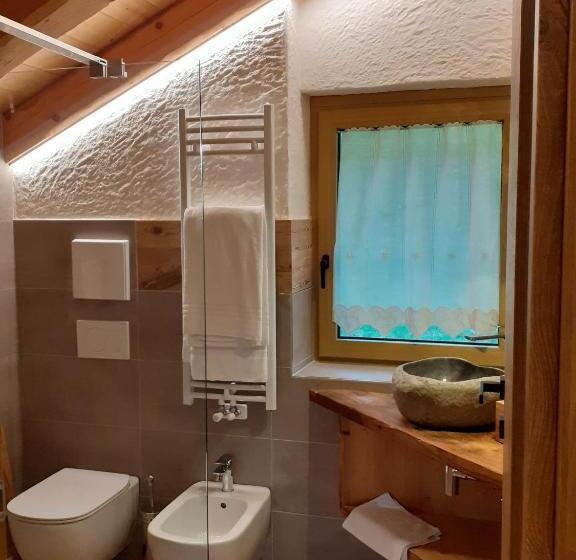 キングサイズベッドのスタンダードルーム, B&b Il Bucaneve