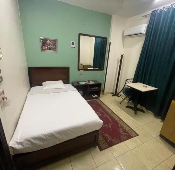 اتاق استاندارد یک نفره, Grand Hotel Qena