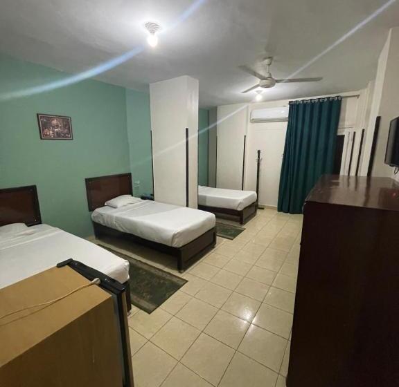 Basic Triple Occupancy Room, Grand Hotel Qena