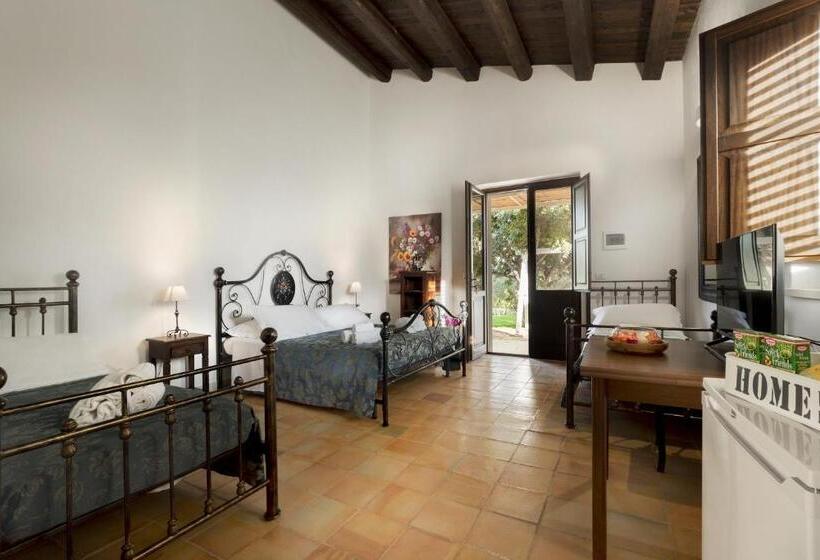 اتاق استاندارد چهار تخته, Baglio Donna Concetta