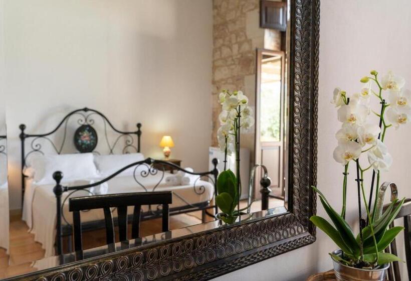 اتاق کلاسیک سه تخته, Baglio Donna Concetta