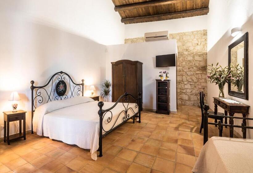 اتاق کلاسیک سه تخته, Baglio Donna Concetta