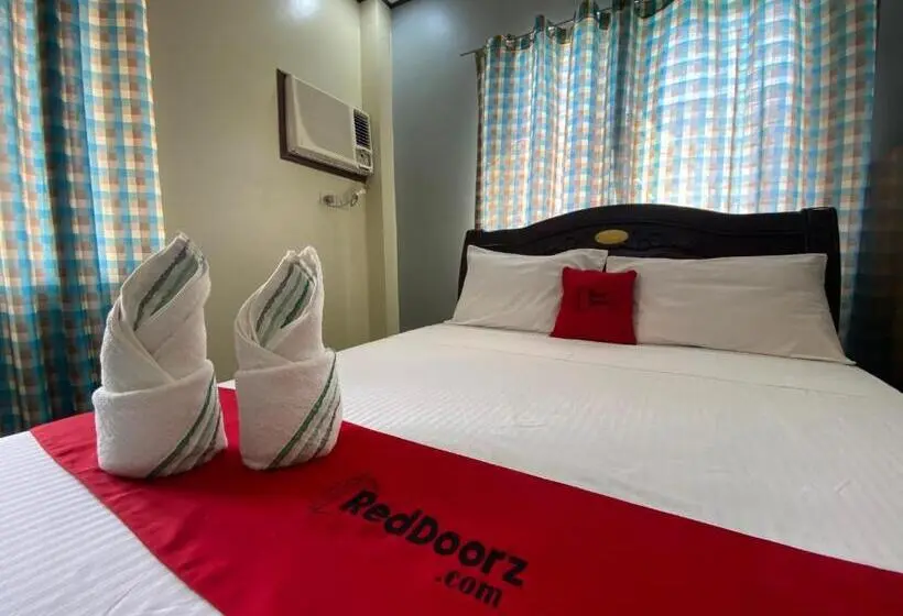 デラックスルーム, Reddoorz Plus @ Lhexlyn Resort San Narciso
