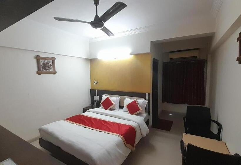 غرفة ديلوكس, S K Palace