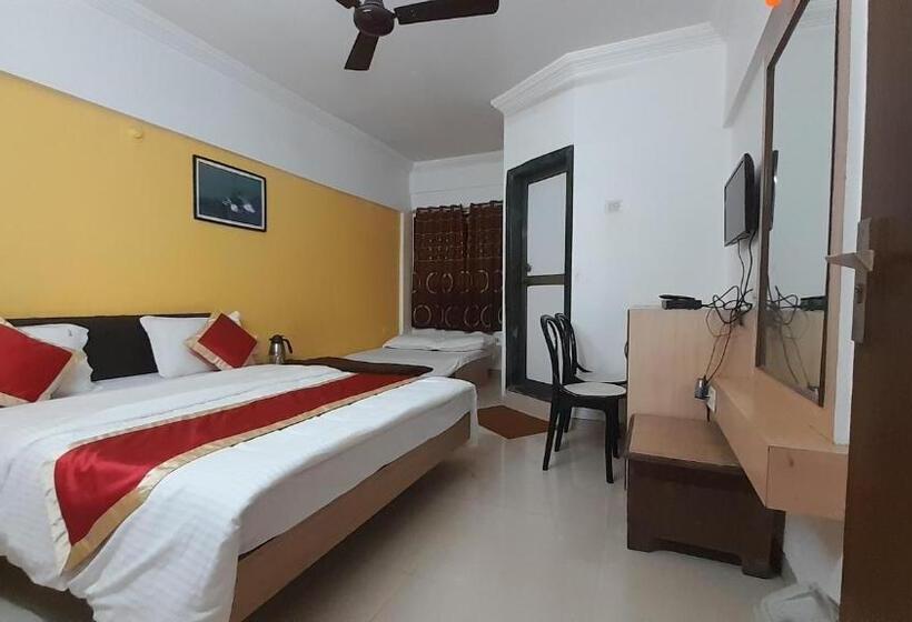 غرفة ديلوكس عائلية, S K Palace