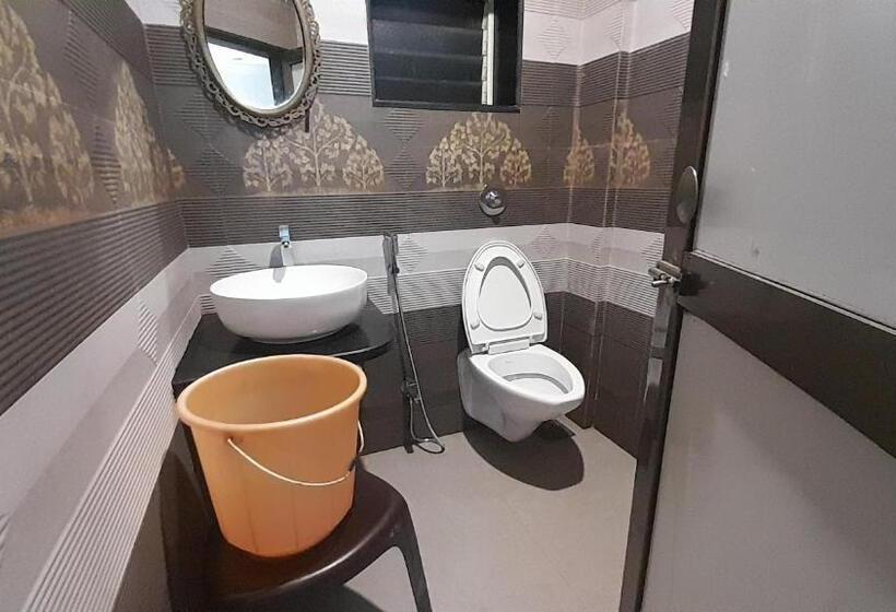 غرفة ديلوكس عائلية, S K Palace