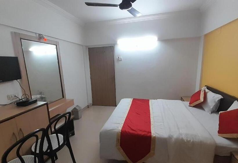 غرفة ديلوكس عائلية, S K Palace