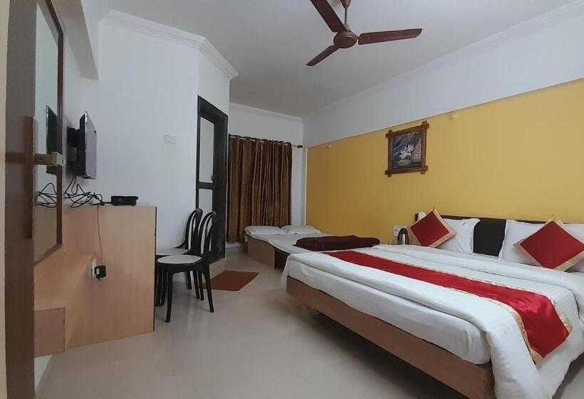 غرفة ديلوكس عائلية, S K Palace