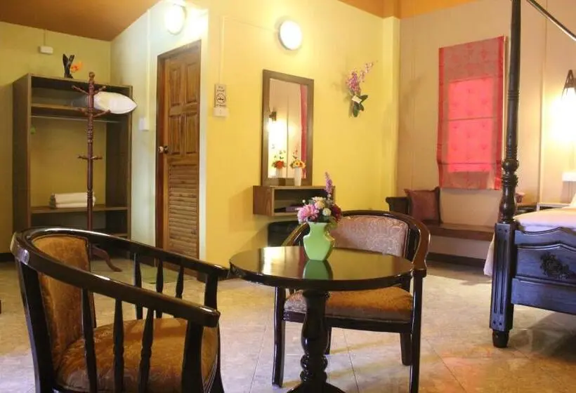 デラックススイート, Rimlay Park Resort