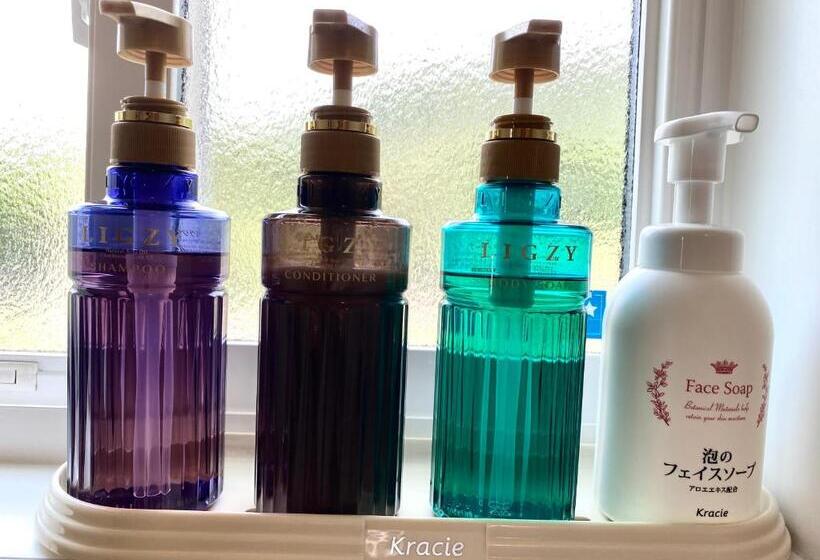 جناح مزود بتراس, Le Grand Bleu