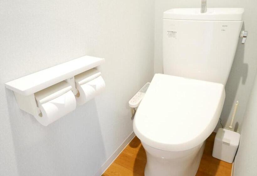 جناح مزود بتراس, Le Grand Bleu