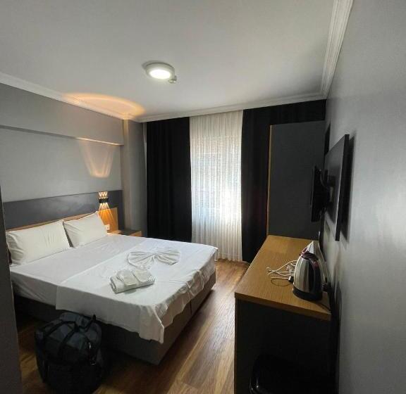 اتاق اکونومی, Otağ