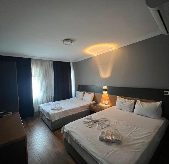 اتاق استاندارد چهار تخته, Otağ