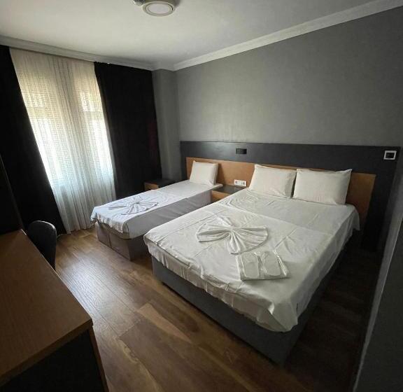 اتاق استاندارد سه نفره, Otağ