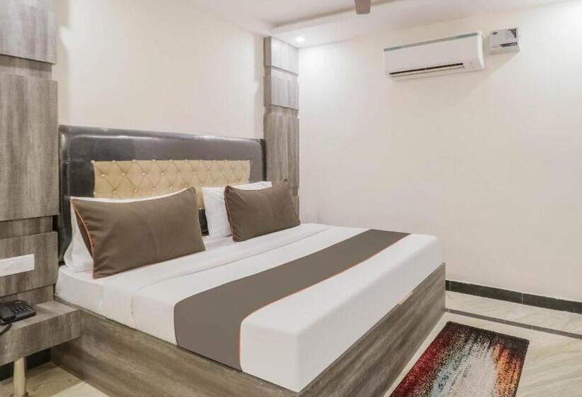 デラックストリプルルーム, Townhouse Legacy, Civil Line