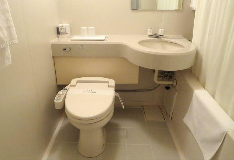 חדר סטנדרט, Rumieru Hyuga