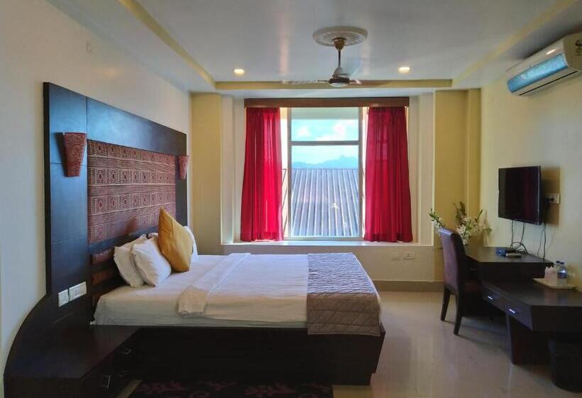 اتاق لوکس با تخت بزرگ, Sc Grand