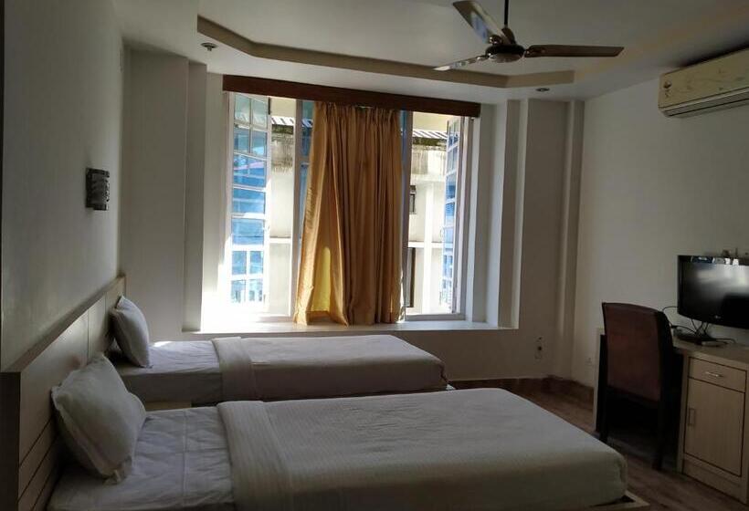 غرفة قياسية, Sc Grand