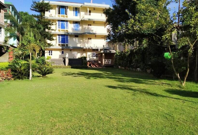 غرفة قياسية, Sc Grand