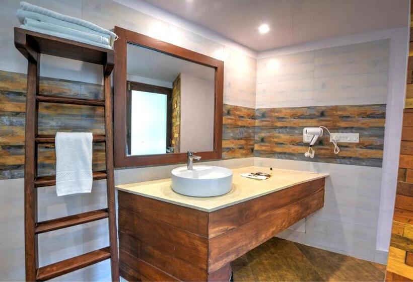 Suíte, Silver Sand Beach Resort Neil