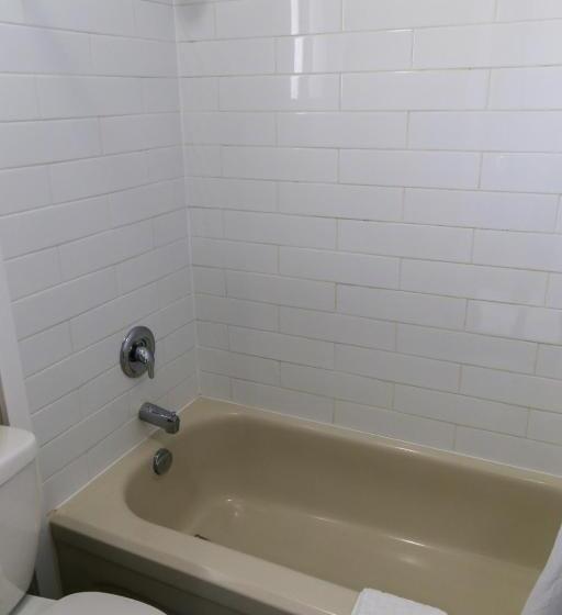 Standard studio with lake view, Richter Pass Beach Resort