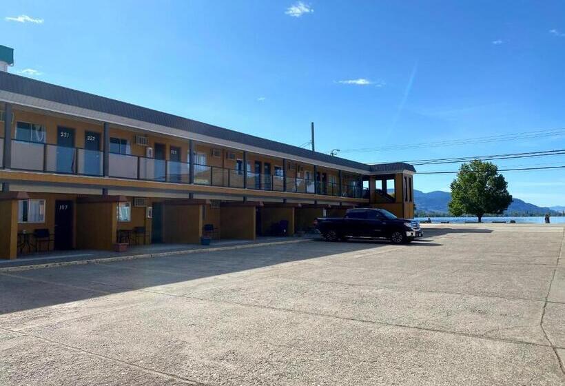 标准三人间, Richter Pass Beach Resort