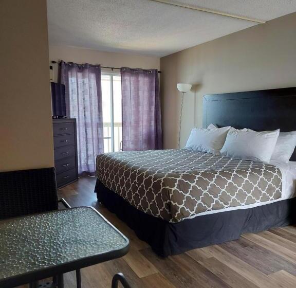 Standard studio with lake view, Richter Pass Beach Resort