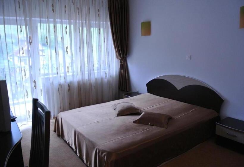 Стандартный Номер Кровать Кинг, Pensiune Restaurant Piatra Craiului