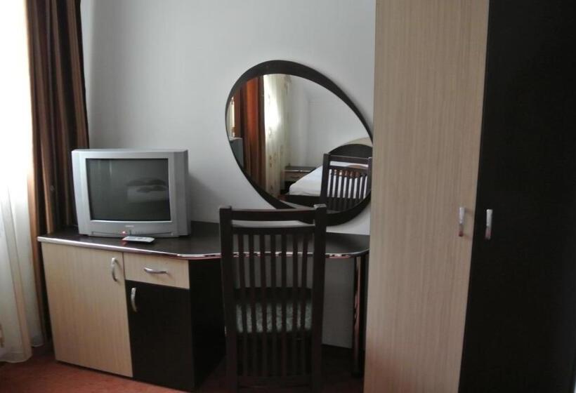 Номер Стандарт, Pensiune Restaurant Piatra Craiului