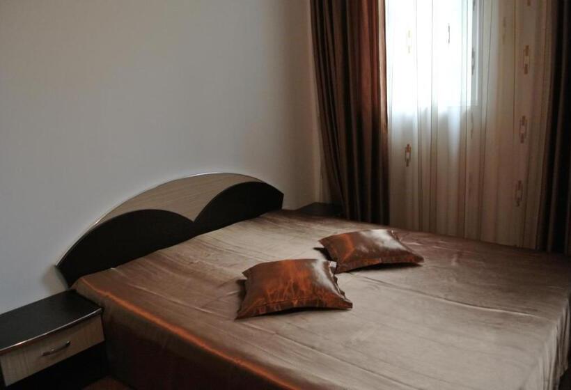 Номер Стандарт, Pensiune Restaurant Piatra Craiului