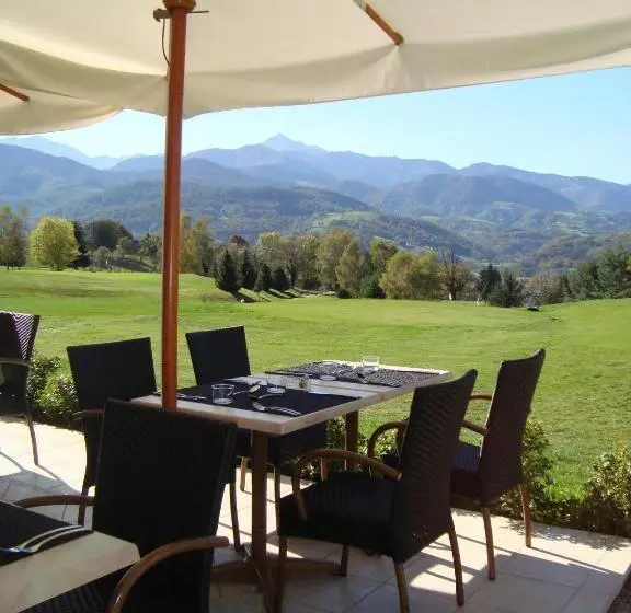 スイート, Le Domaine Du Golf Country Club De Bigorre