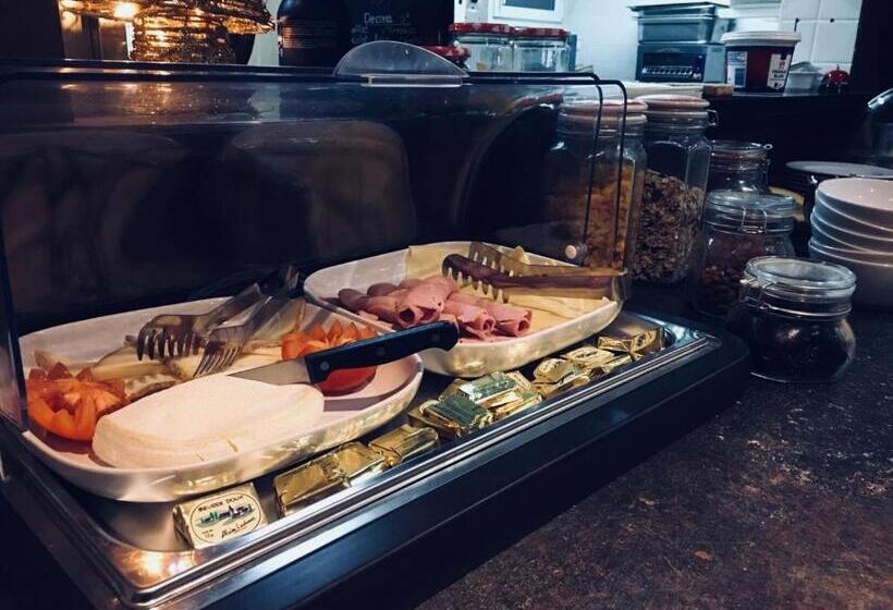 جناح, Le Domaine Du Golf Country Club De Bigorre