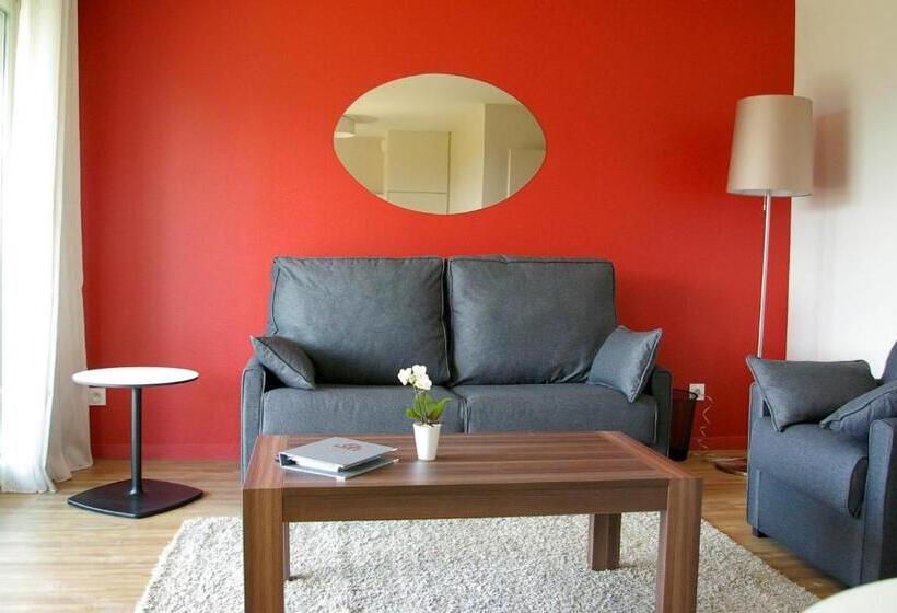 جناح ديلوكس, Le Domaine Du Golf Country Club De Bigorre