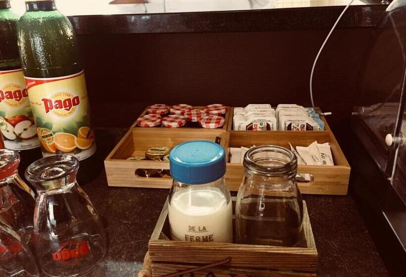 جناح, Le Domaine Du Golf Country Club De Bigorre