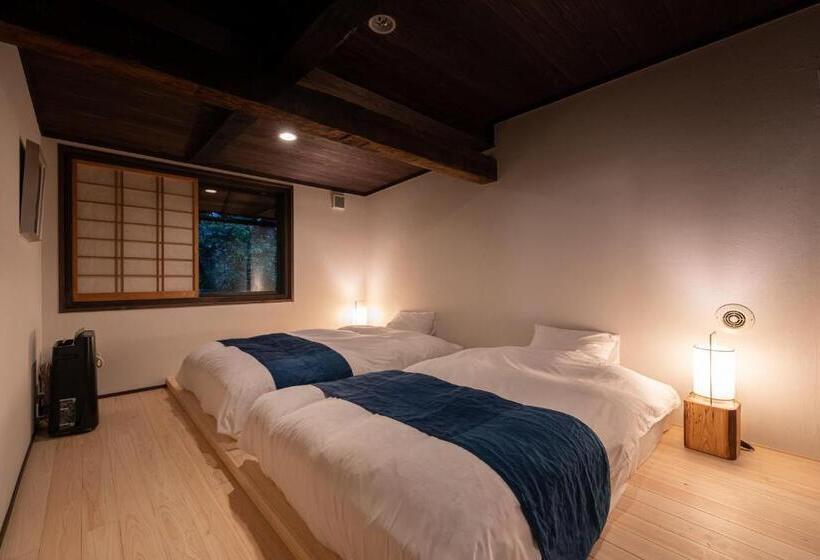 Люкс Вид на Сад, Ryokan Nushiya