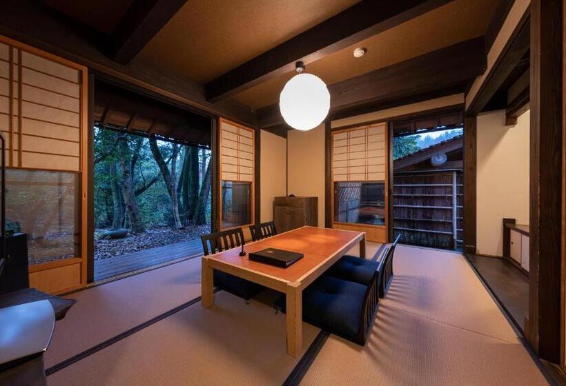 جناح مطلّ علي الحديقة, Ryokan Nushiya