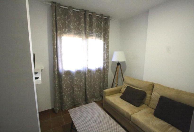 جناح جونيور مطل على الجبل, Apart Hotel Selva Nevada