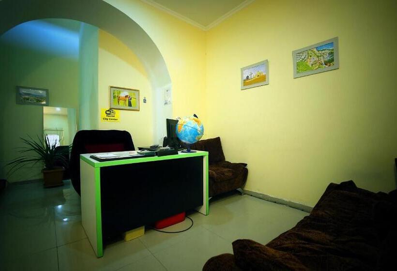 اتاق خانوادگی, Hostel City Center